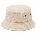 Bucket Hat Einheitsgröße aus Teddyfleece in Creme mit Belüftungsösen